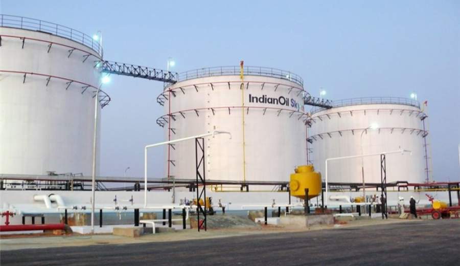 هند برای ارزان کردن نفت ذخایر استراتژیک خود را روانه بازار می‌کند