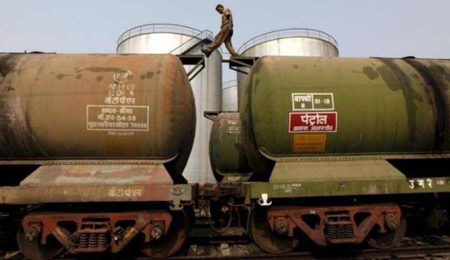 رشد ۱۹۰ درصدی هزینه واردات نفت هند در سه ماه