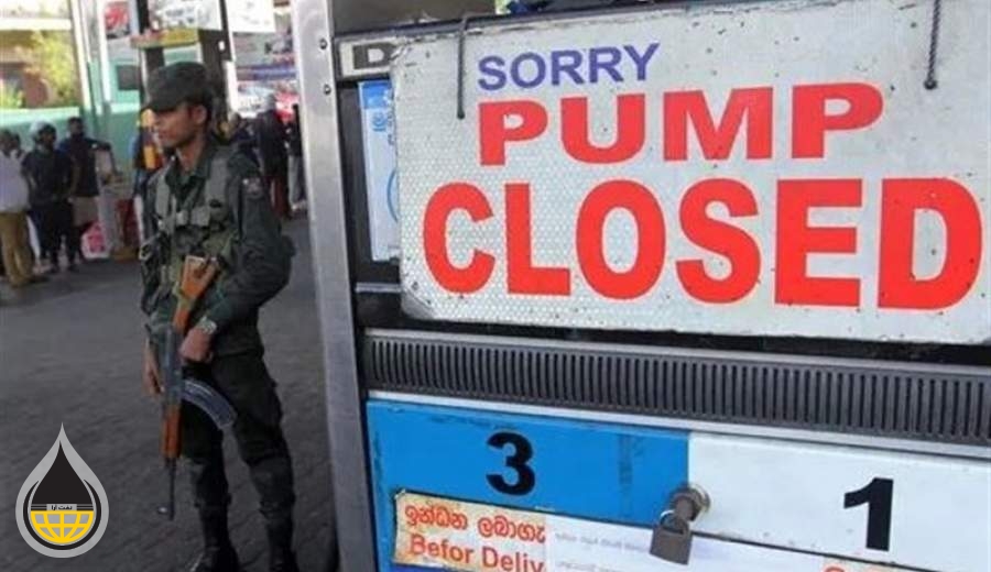 فروش بنزین در سریلانکا متوقف شد