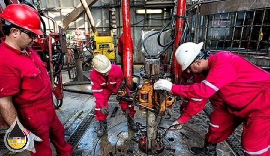 مطالبه 7 هزار نفر از کارکنان نفت برای اجرای ماده 10/ شرایط کار سخت در مناطق عملیاتی را جبران کنید