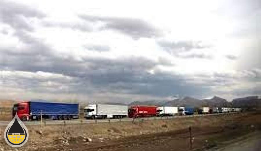 کامیون‌های خارجی برای دریافت سوخت در ایران مشکلی ندارند