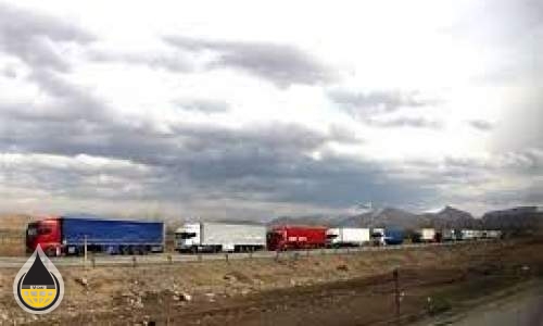 کامیون‌های خارجی برای دریافت سوخت در ایران مشکلی ندارند