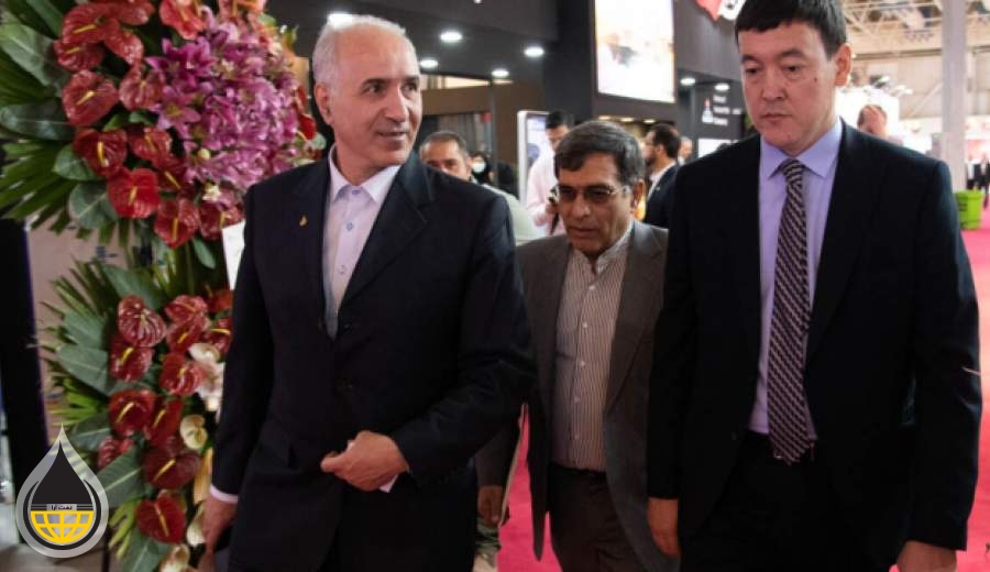 افزایش ۶۶ درصدی حجم صادرات محصولات پتروشیمی ایران به ازبکستان