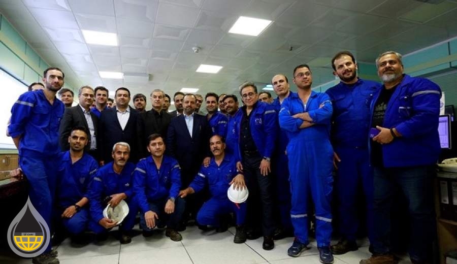 بازدید وزیر اقتصاد از مجتمع پتروشیمی شازند