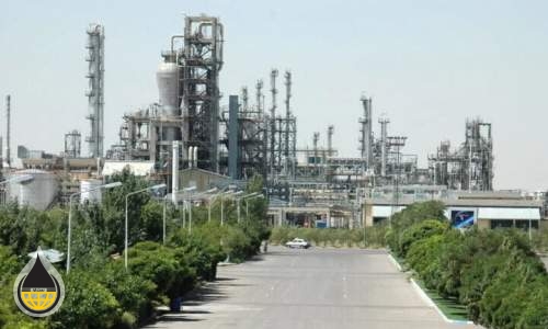 إيران تبدي استعدادها لتنفيذ مشاريع البتروكيماويات في دول الجوار