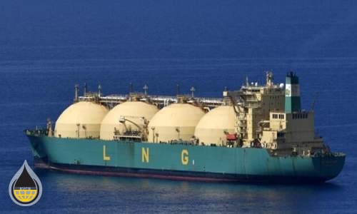 "بلومبيرغ": ناقلات الغاز الطبيعي تغير مسارها عن البحر الأحمر