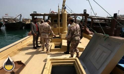 شناور حامل سوخت قاچاق توسط سپاه در خلیج فارس توقیف شد
