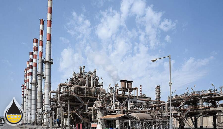 پالایشگاه نفت تهران با خرید سهام عمده پتروشیمی شازند به پتروپالایشگاه بدل شد