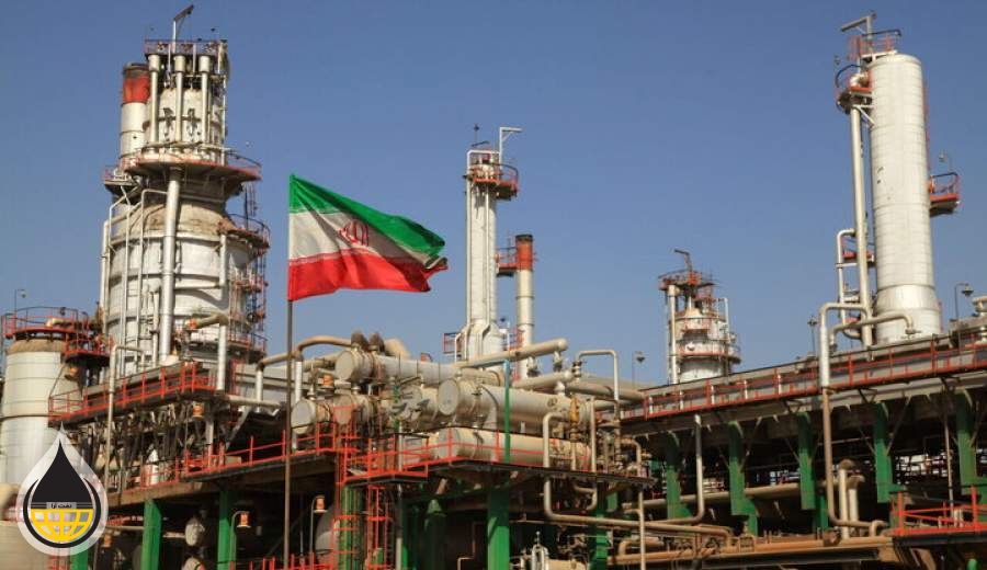 وزارت نفت: رشد صنعت کاهش یافت اما بخش نفت ۱۶.۳ درصد رشد کرد