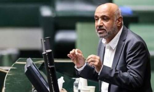 "احمد میدری" وزیر کار در آستانه استیضاح / نمایندگان مجلس انتقادات خود را علنی کردند